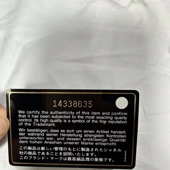 Chanel Matelasse Patent Orange Leather 6 Ring Key Case Card Holder with COA card - Picture 6 of 7